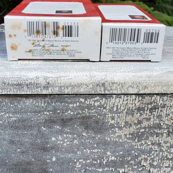 Hallmark Marilyn Monroe Ornaments - Picture 10 of 10